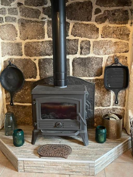 Le Petit Fleur - The Little Flower, Cosy Cottage Saint-Michel-de-Montjoie Exterior photo