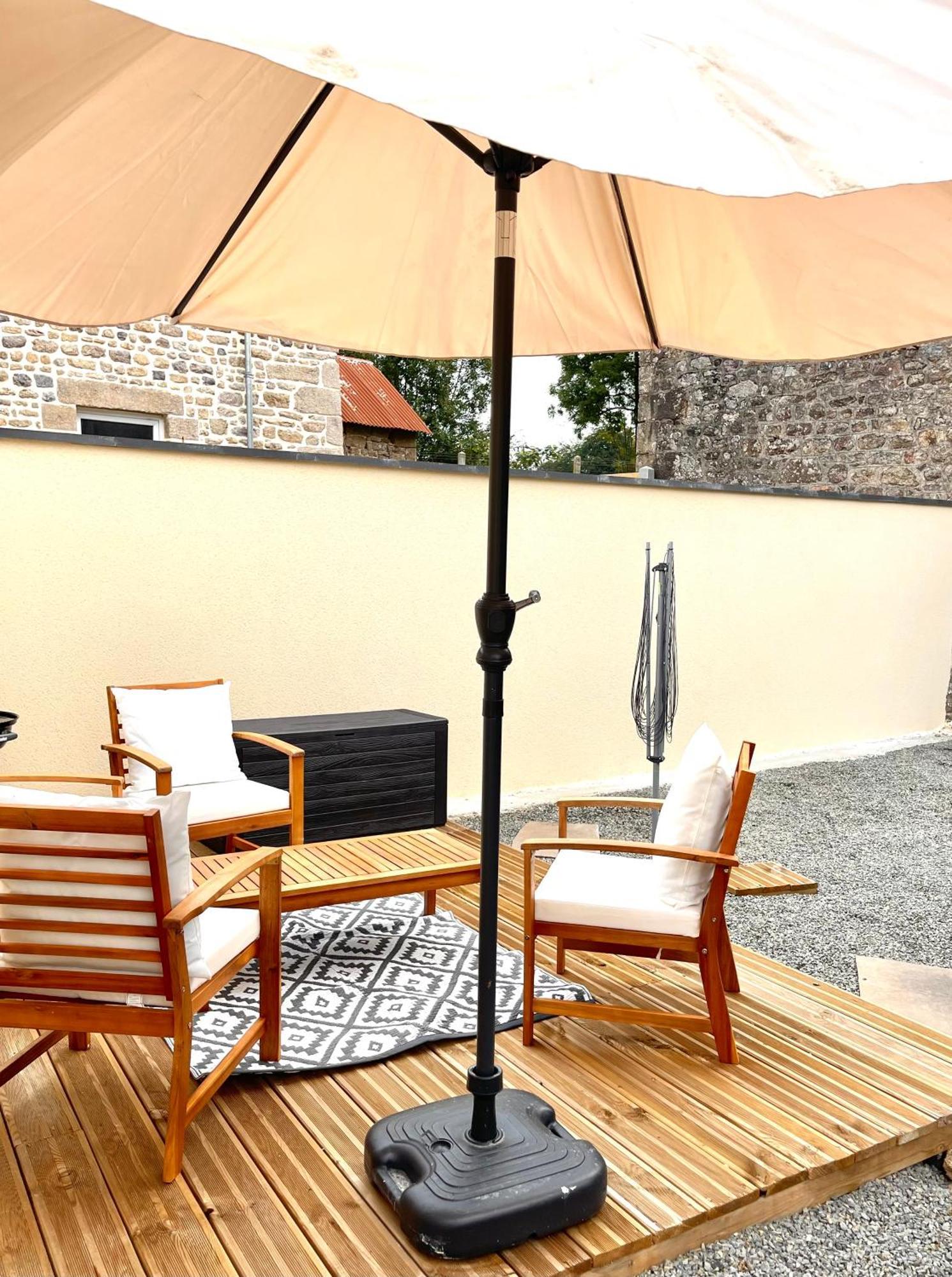 Le Petit Fleur - The Little Flower, Cosy Cottage Saint-Michel-de-Montjoie Exterior photo